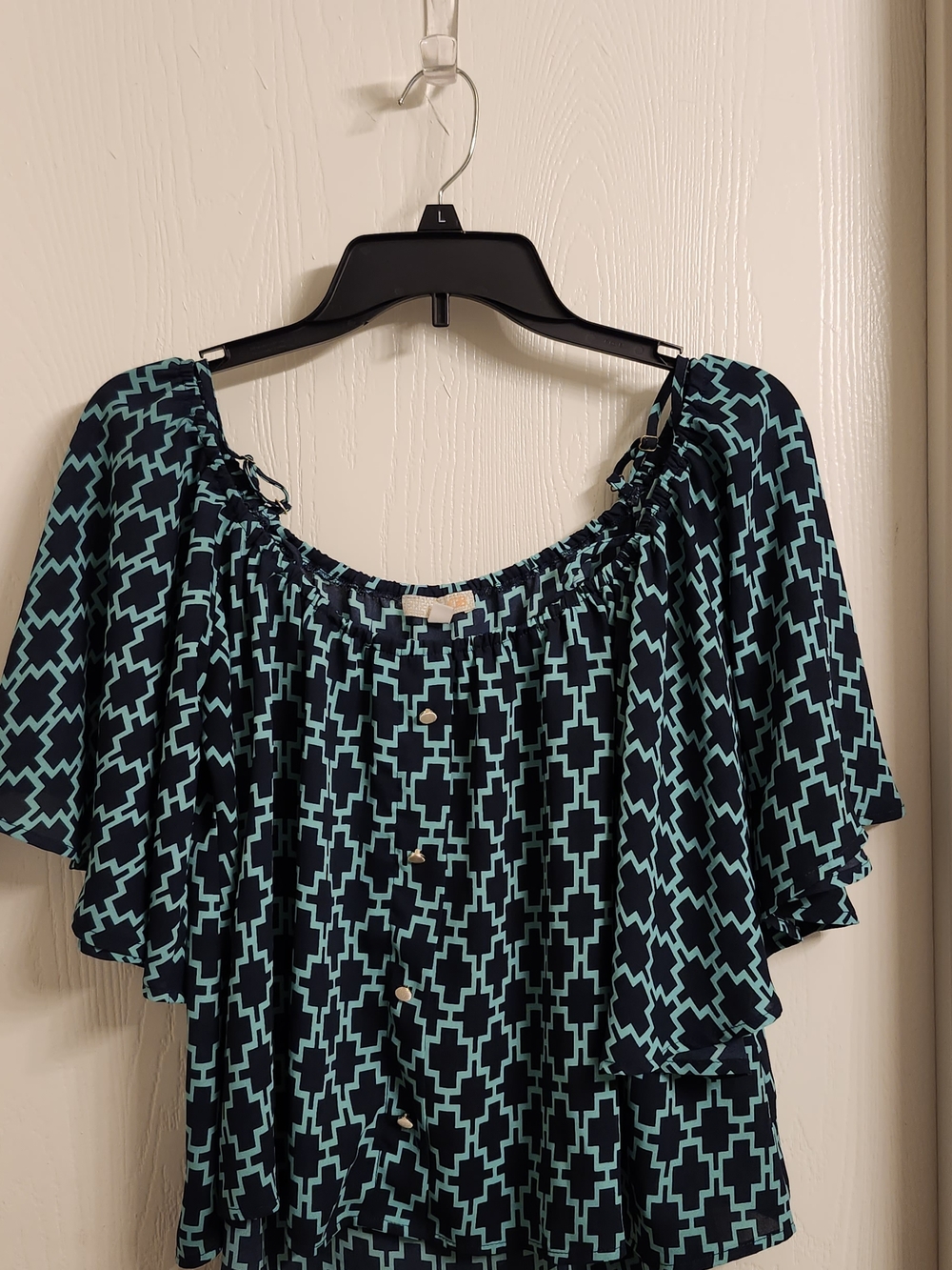 Gianni Bini Women's Navy and Teal Geometric Off-Shoulder Top
